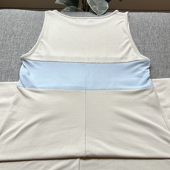 Sisley Made in Italy Maxi Dress with Blue and cream detailing ✨ Runs large! - Picture 11 of 17